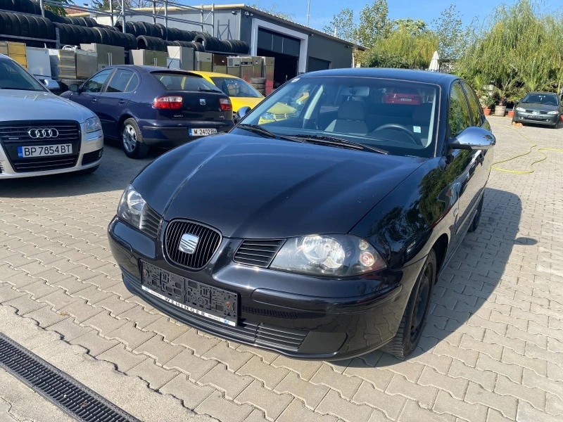 Seat Ibiza 1.4 75к.с клима, снимка 1 - Автомобили и джипове - 46274678