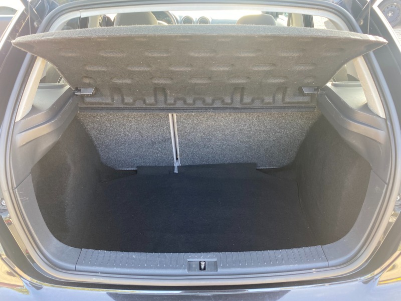 Seat Ibiza 1.4 75к.с клима, снимка 9 - Автомобили и джипове - 46274678