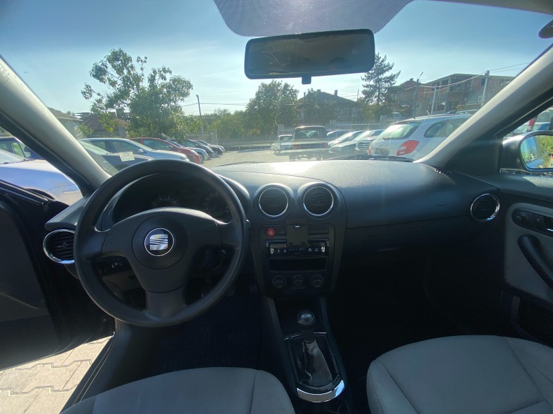 Seat Ibiza 1.4 75к.с клима, снимка 11 - Автомобили и джипове - 42428685