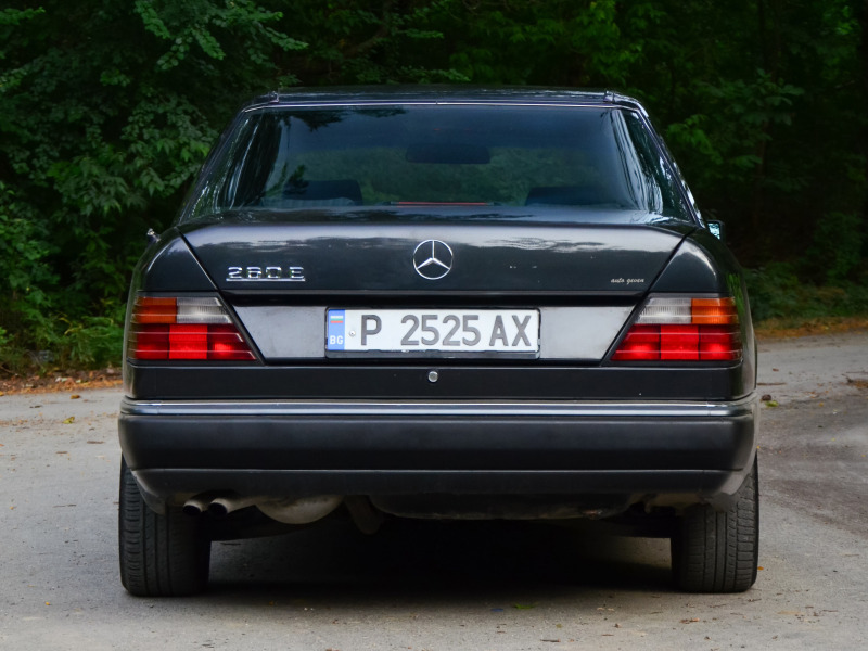 Mercedes-Benz 124 260E 160HP, снимка 7 - Автомобили и джипове - 46396653