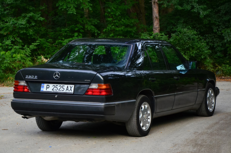 Mercedes-Benz 124 260E 160HP, снимка 6 - Автомобили и джипове - 46396653