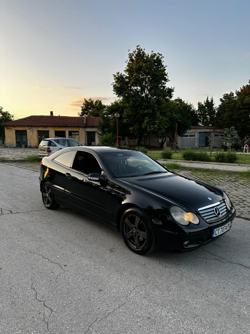 Mercedes-Benz C 220 2.2 CDI, снимка 1 - Автомобили и джипове - 47412326