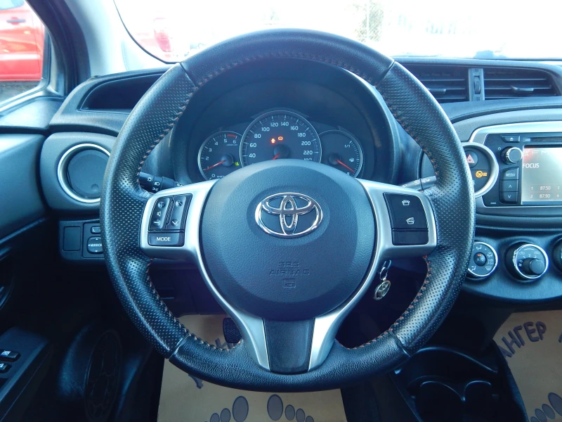 Toyota Yaris 1.4D4D* ПЕРФЕКТНА* , снимка 11 - Автомобили и джипове - 47424526