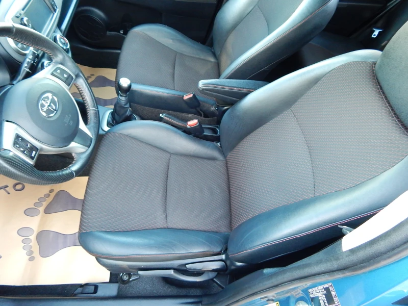 Toyota Yaris 1.4D4D* ПЕРФЕКТНА* , снимка 13 - Автомобили и джипове - 47424526