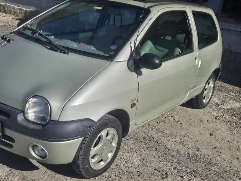 Renault Twingo INTIALE PARIS, снимка 2 - Автомобили и джипове - 47668591