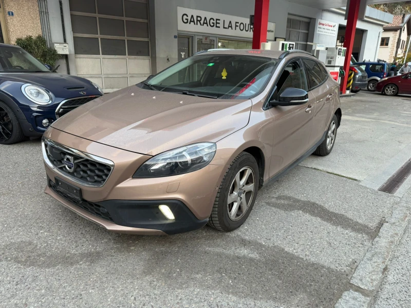 Volvo V40 Cross Country T4 AWD, снимка 1 - Автомобили и джипове - 48417388