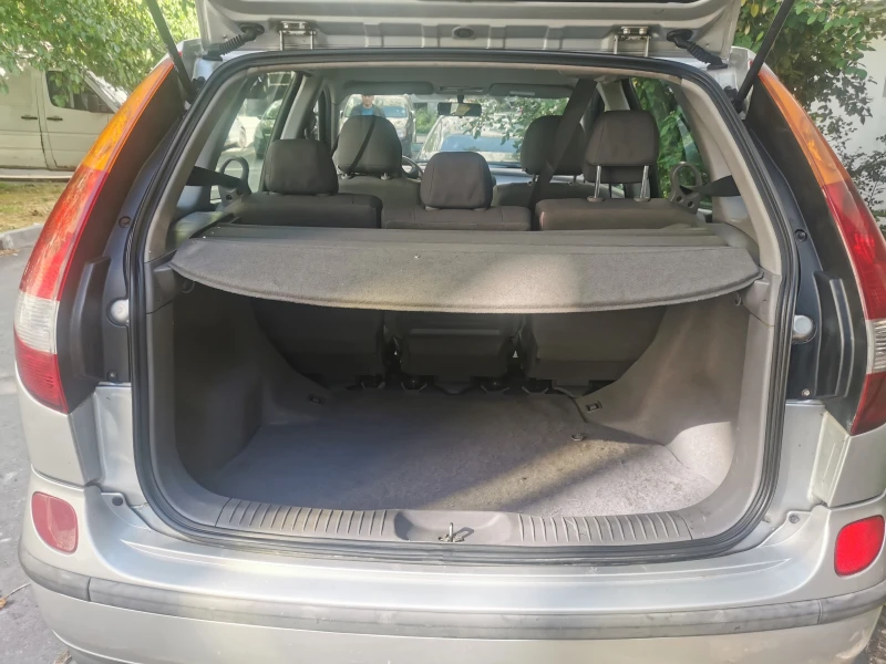 Nissan Almera tino, снимка 5 - Автомобили и джипове - 52637836