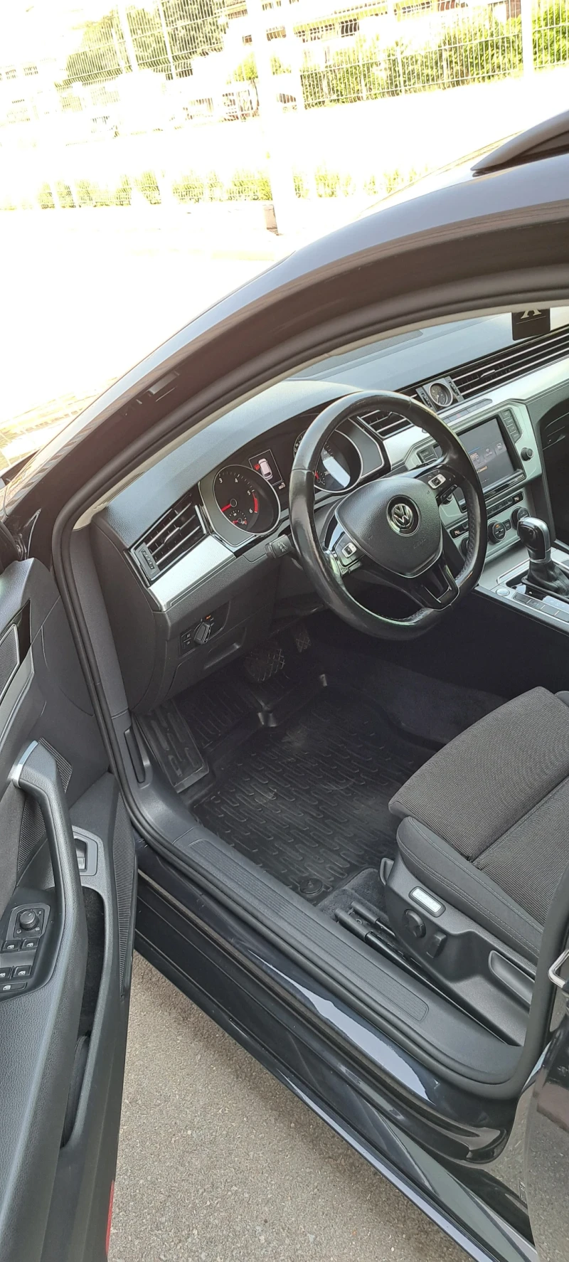 VW Passat 2.0 TDI , снимка 9 - Автомобили и джипове - 50716870