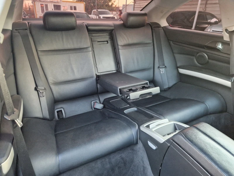 BMW 320 X-drave / Full Led / Facelift / Бартер / Лизинг , снимка 16 - Автомобили и джипове - 51909913