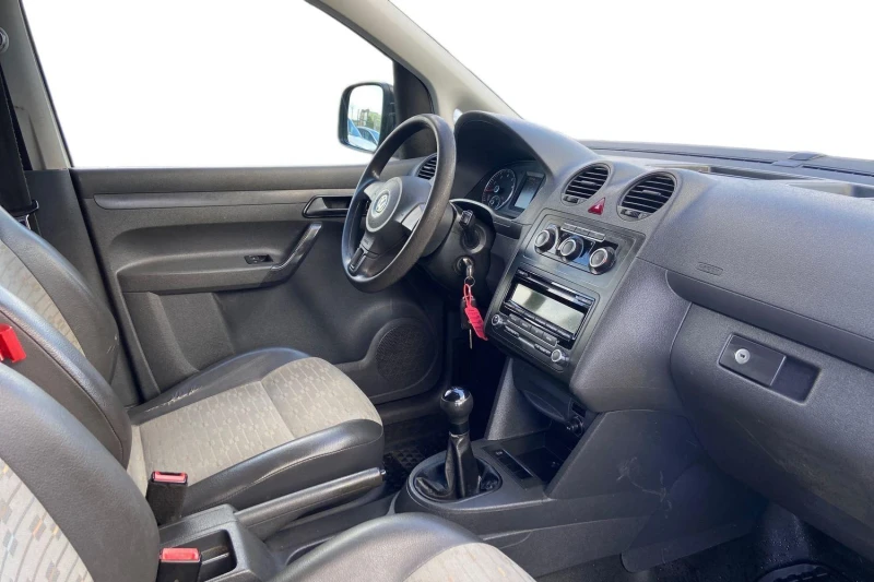 VW Caddy 121 500 км, Внос ШВЕЦИЯ,  2, 00 бензин+ CNG, снимка 6 - Автомобили и джипове - 51684385