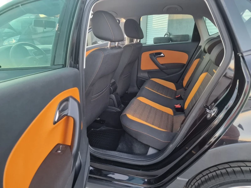VW Polo 1.2i CROSS-10%, снимка 11 - Автомобили и джипове - 51737518