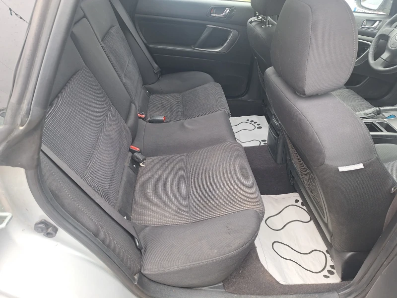 Subaru Outback 2.5 I , снимка 13 - Автомобили и джипове - 51935459