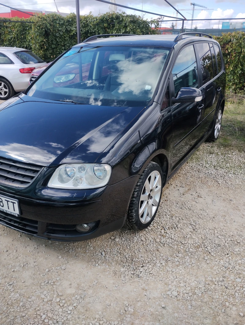 VW Touran 1.9TDI, снимка 2 - Автомобили и джипове - 52107306