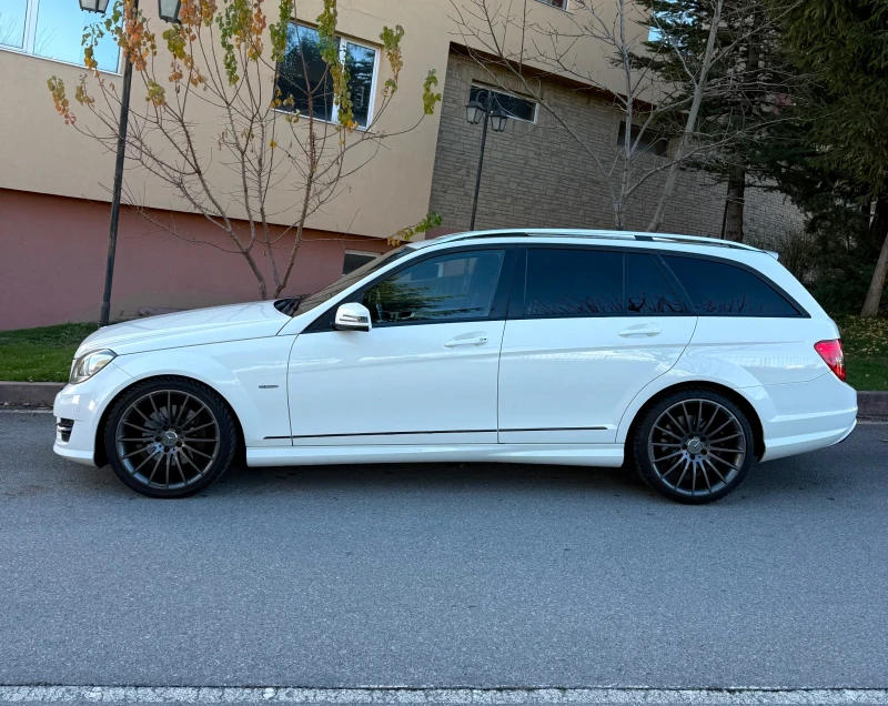 Mercedes-Benz C 250 AMG/4MATIC/MEMORY/HARMAN, снимка 2 - Автомобили и джипове - 52595078