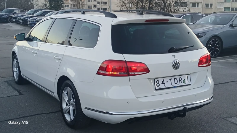 VW Passat   B7 1.6TDI 105k.2012гKLIMATRONIK, снимка 5 - Автомобили и джипове - 52742405