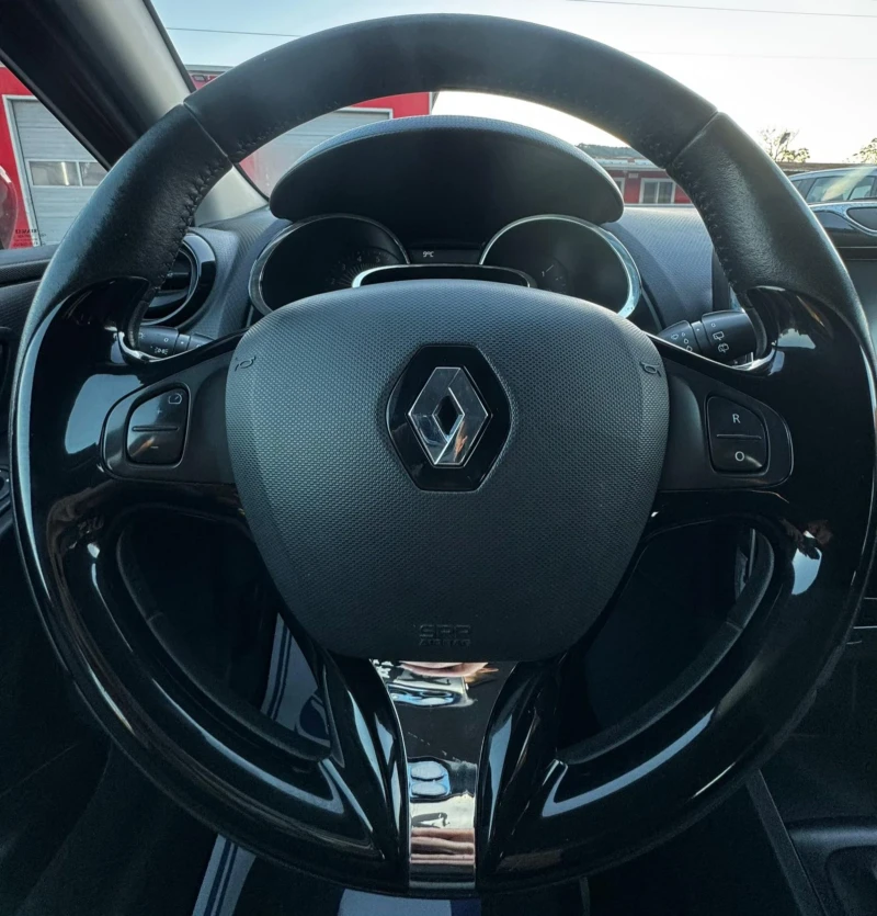 Renault Clio 1.5dCi, 90к.с., АВТОПИЛОТ, ПАРКТРОНИК , снимка 12 - Автомобили и джипове - 52745047