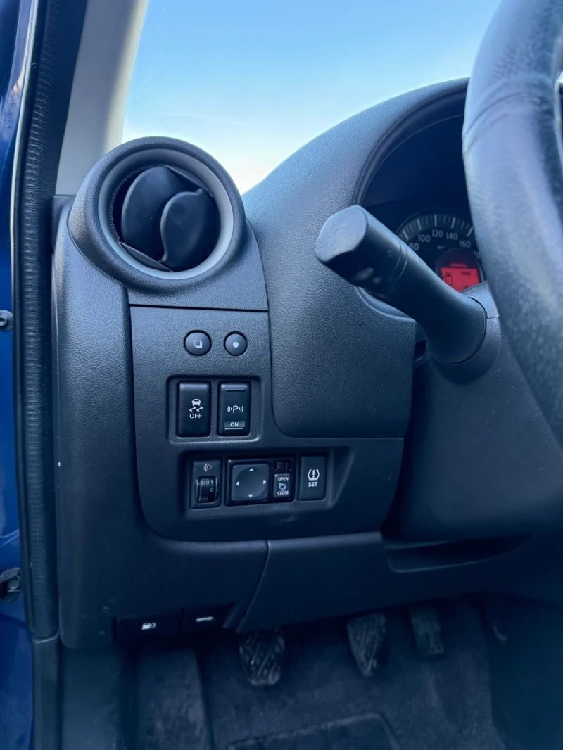 Nissan Micra 1.2, снимка 8 - Автомобили и джипове - 53091684