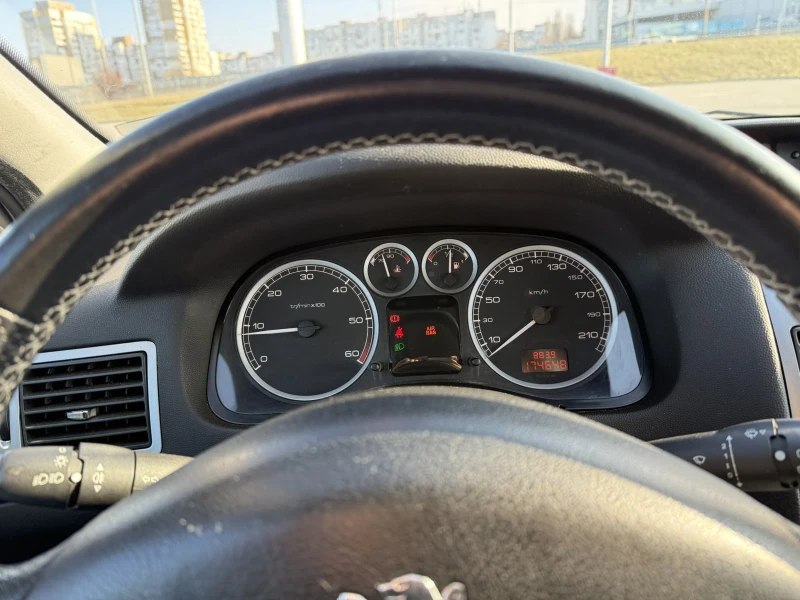 Peugeot 307 2.0 HDi, снимка 6 - Автомобили и джипове - 53585250