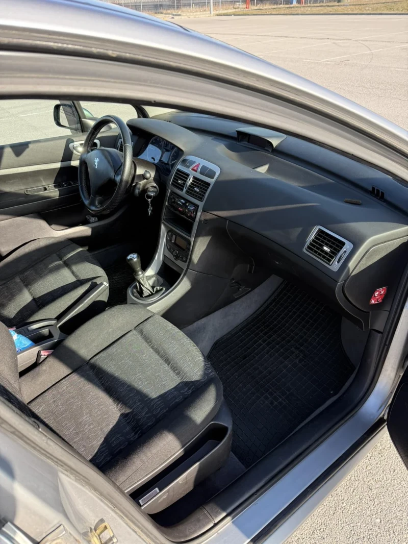 Peugeot 307 2.0 HDi, снимка 13 - Автомобили и джипове - 53585250