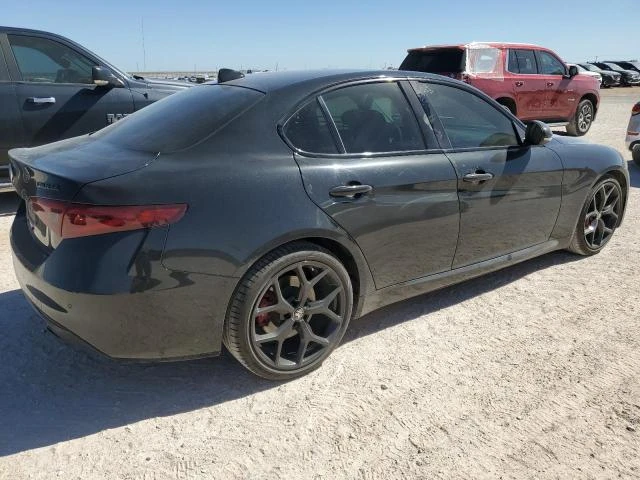 Alfa Romeo Giulia 2.0T, снимка 5 - Автомобили и джипове - 47692937