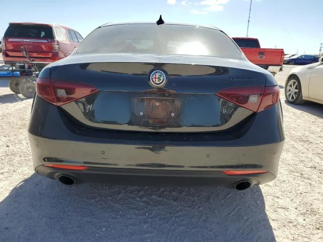 Alfa Romeo Giulia 2.0T, снимка 4 - Автомобили и джипове - 47692937