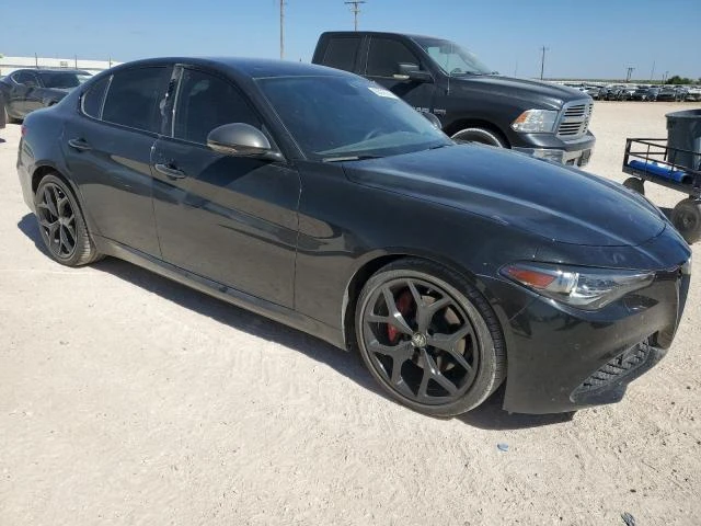 Alfa Romeo Giulia 2.0T, снимка 6 - Автомобили и джипове - 47692937