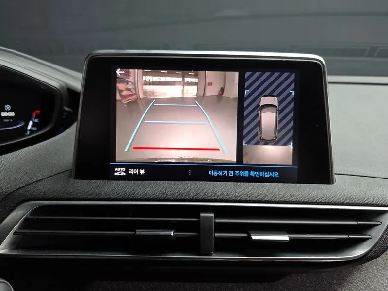 Peugeot 3008 1.6 BlueHDI, снимка 14 - Автомобили и джипове - 54298753