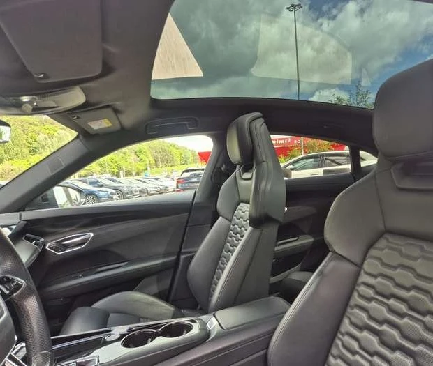 Audi E-Tron GT Quatt MASSAGE/HEAD UP/ALL WHEEL STEERING, снимка 6 - Автомобили и джипове - 54739020
