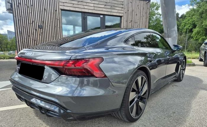 Audi E-Tron GT Quatt MASSAGE/HEAD UP/ALL WHEEL STEERING, снимка 4 - Автомобили и джипове - 54739020