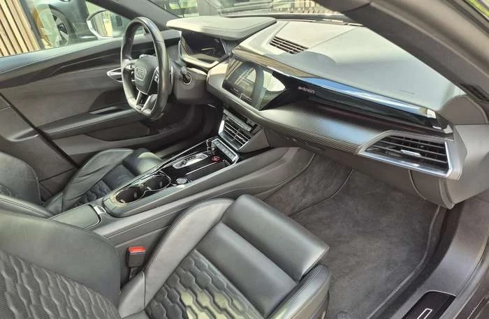 Audi E-Tron GT Quatt MASSAGE/HEAD UP/ALL WHEEL STEERING, снимка 5 - Автомобили и джипове - 54739020