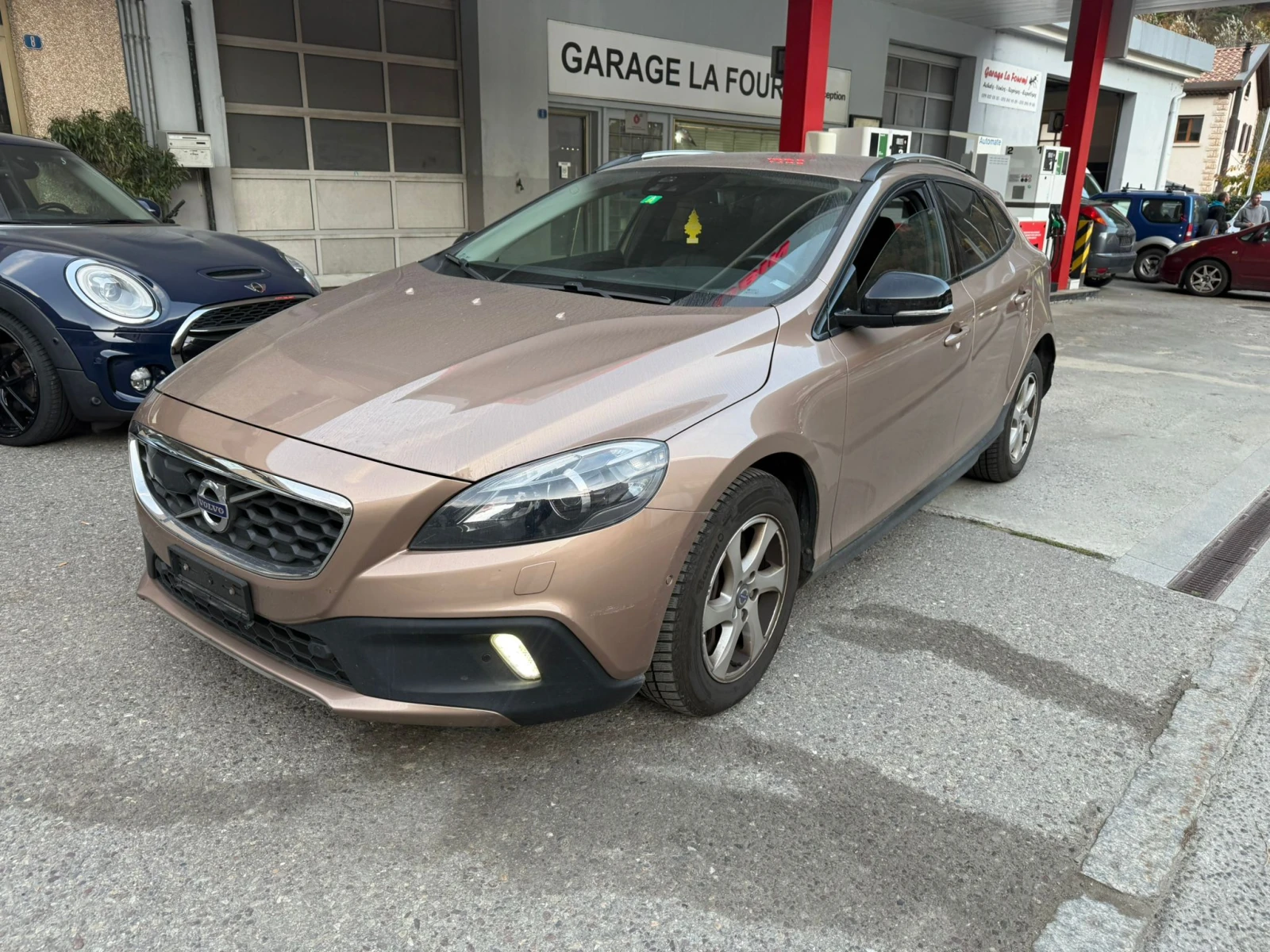 Volvo V40 Cross Country T4 AWD - [1] 