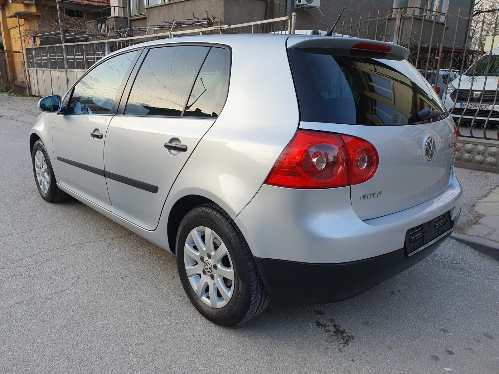 VW Golf 1.4TSI-140k.s. - изображение 3