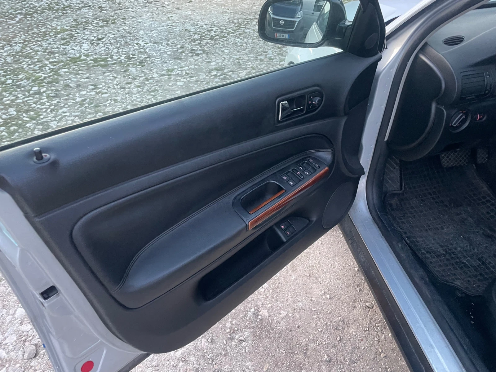 VW Passat 1.9TDI Highline - изображение 10