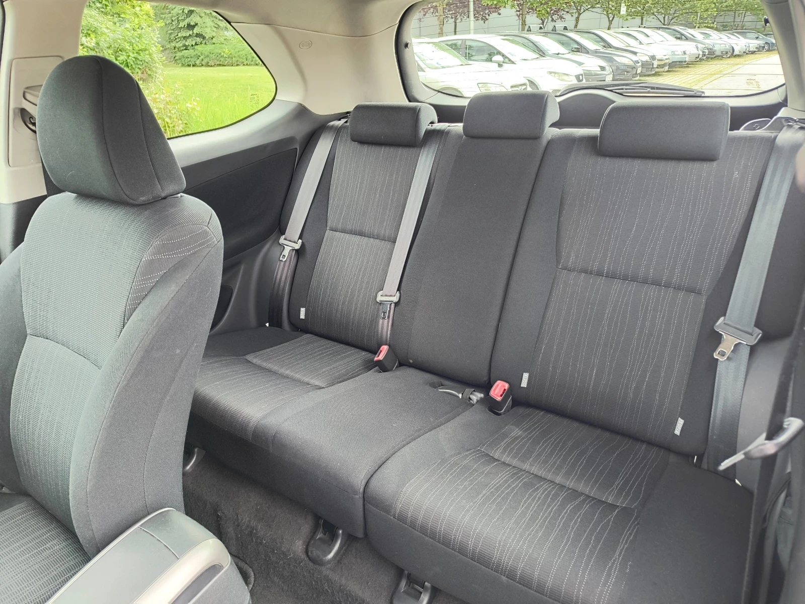 Toyota Auris 2.0 D4D - изображение 10