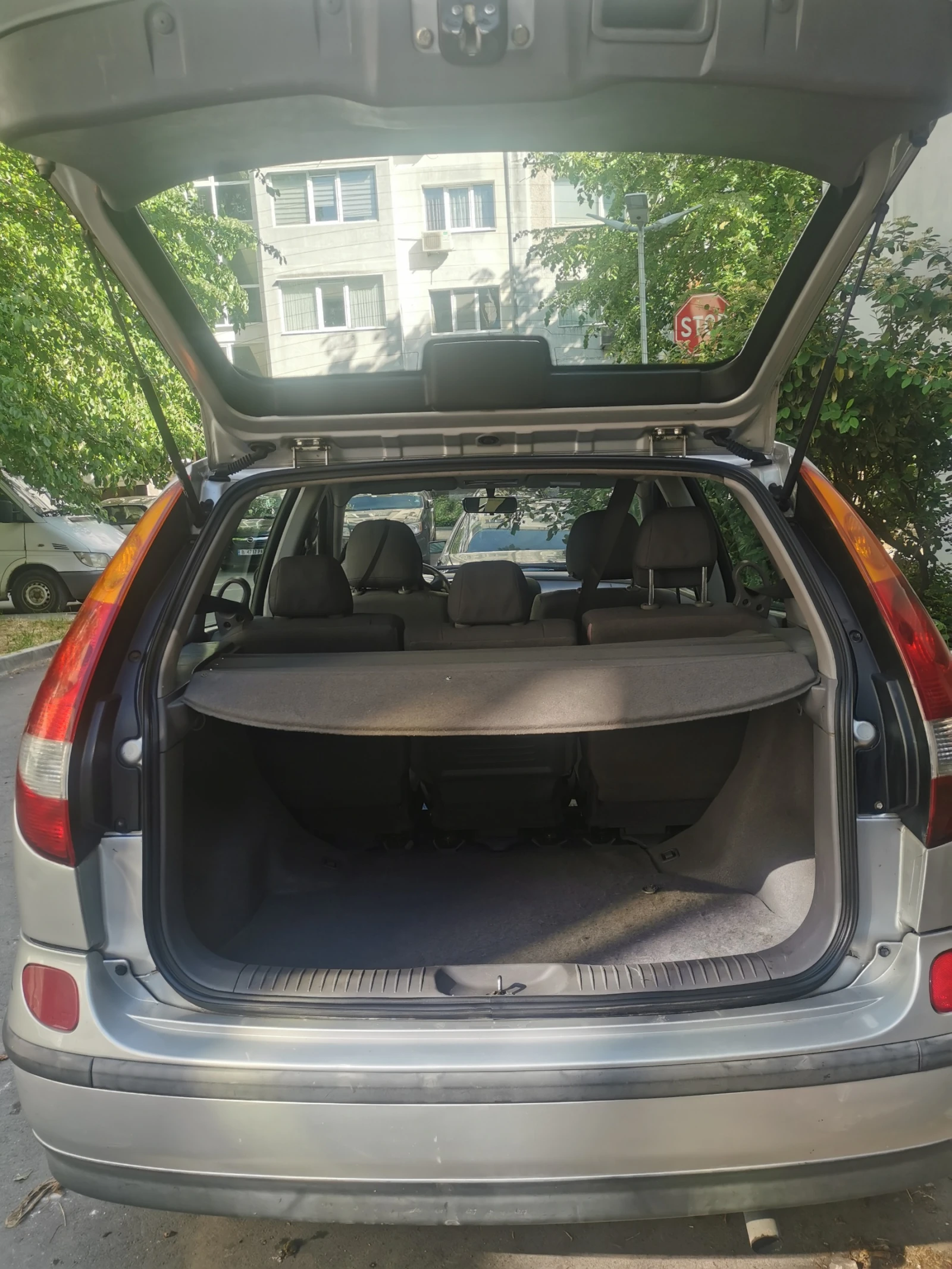 Nissan Almera tino  - изображение 8