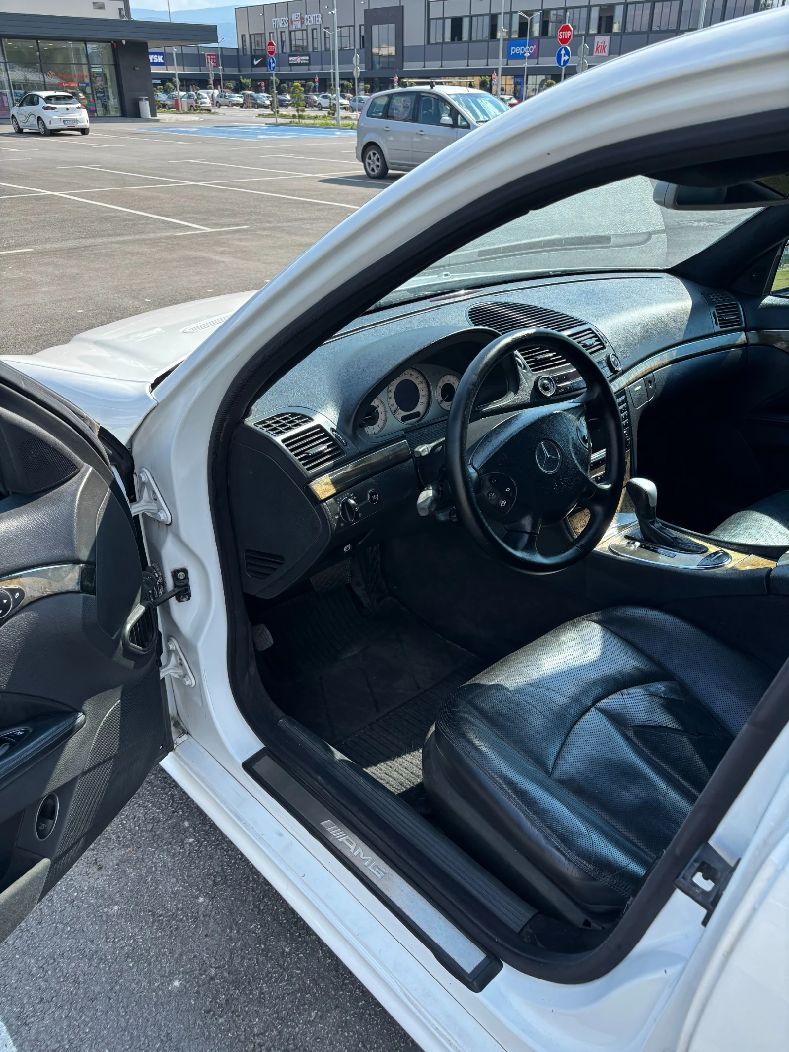 Mercedes-Benz E 500 AMG, ГАЗ, ПРИЖУНИ - изображение 8
