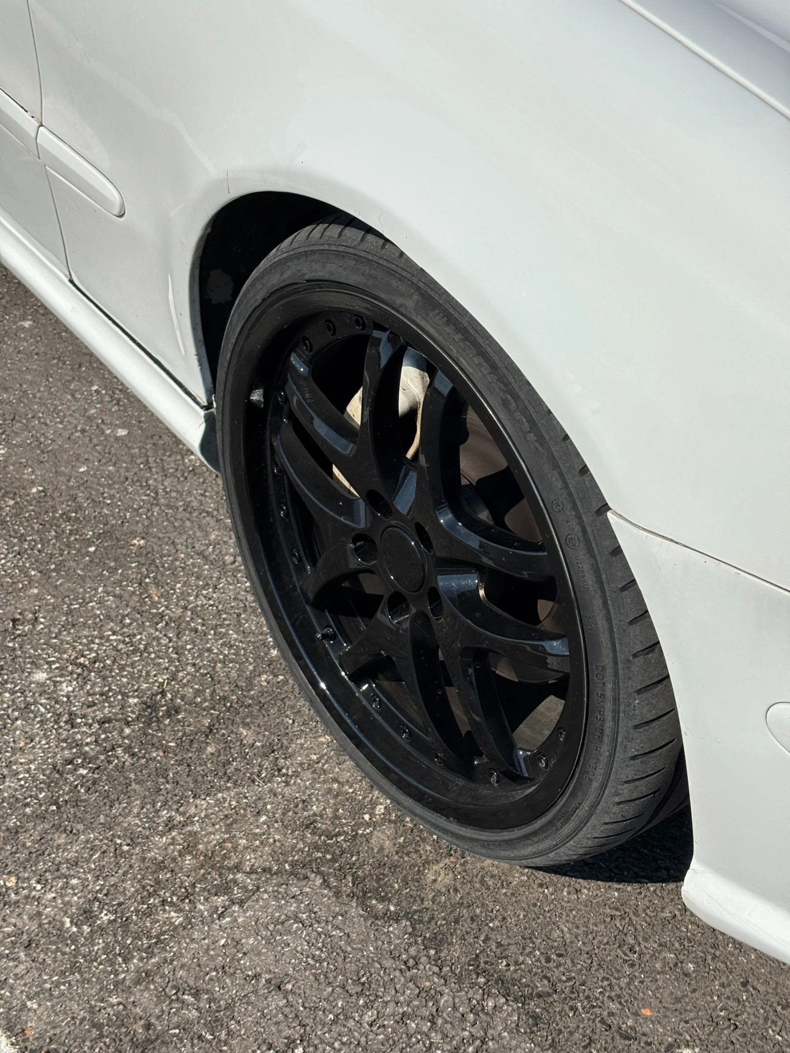 Mercedes-Benz E 500 AMG, ГАЗ, ПРИЖУНИ - изображение 7