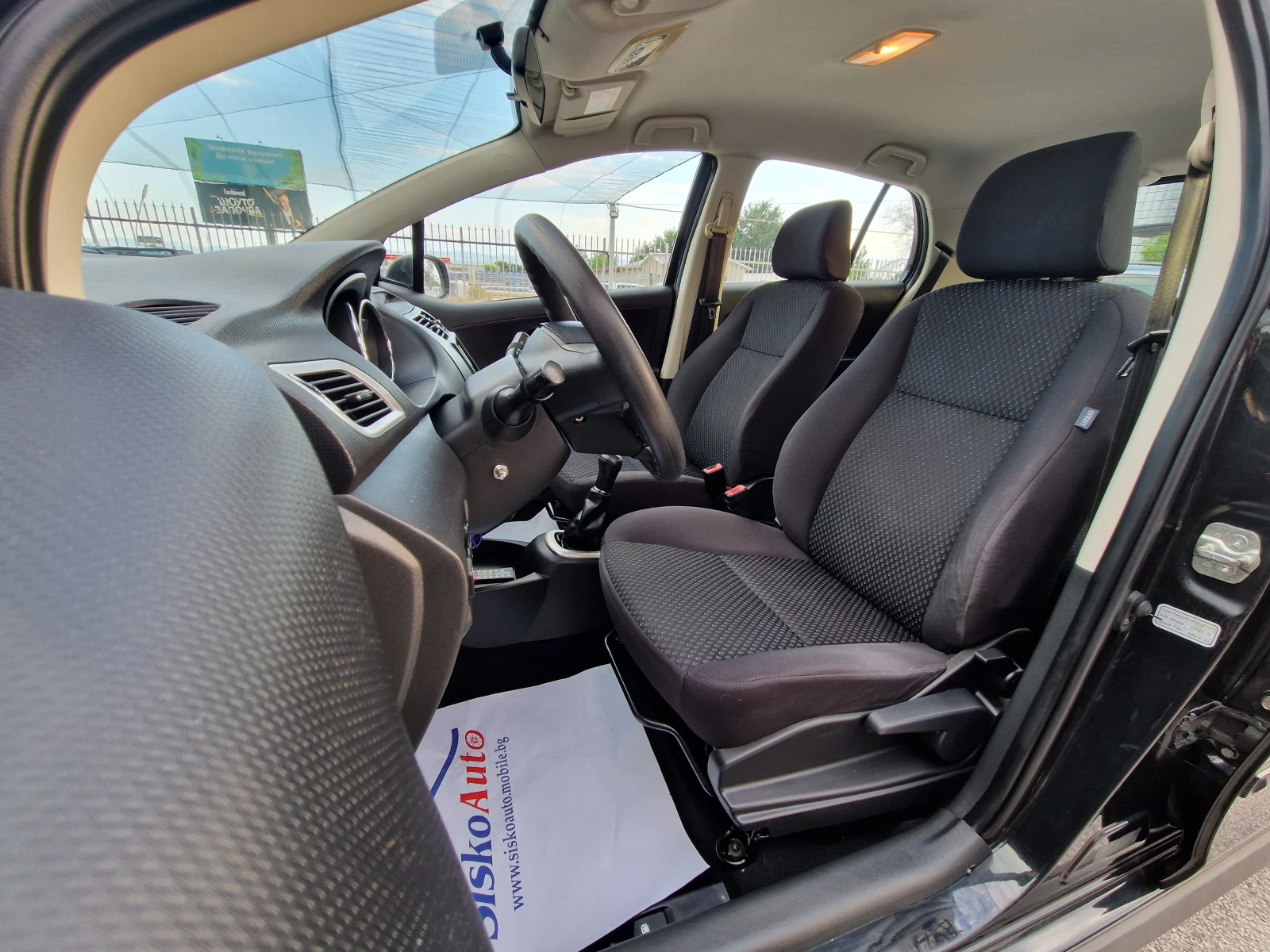 Toyota Yaris 1.5vvti-97ks GAS* NAVI* CAMERA* Italia - изображение 7