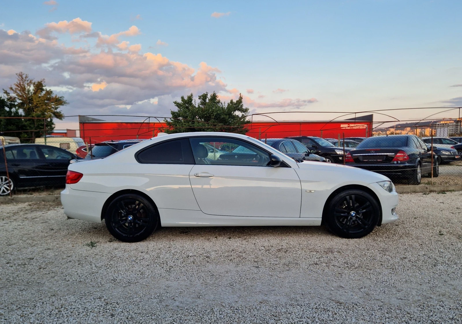 BMW 320 X-drave / Full Led / Facelift / Бартер / Лизинг  - изображение 5