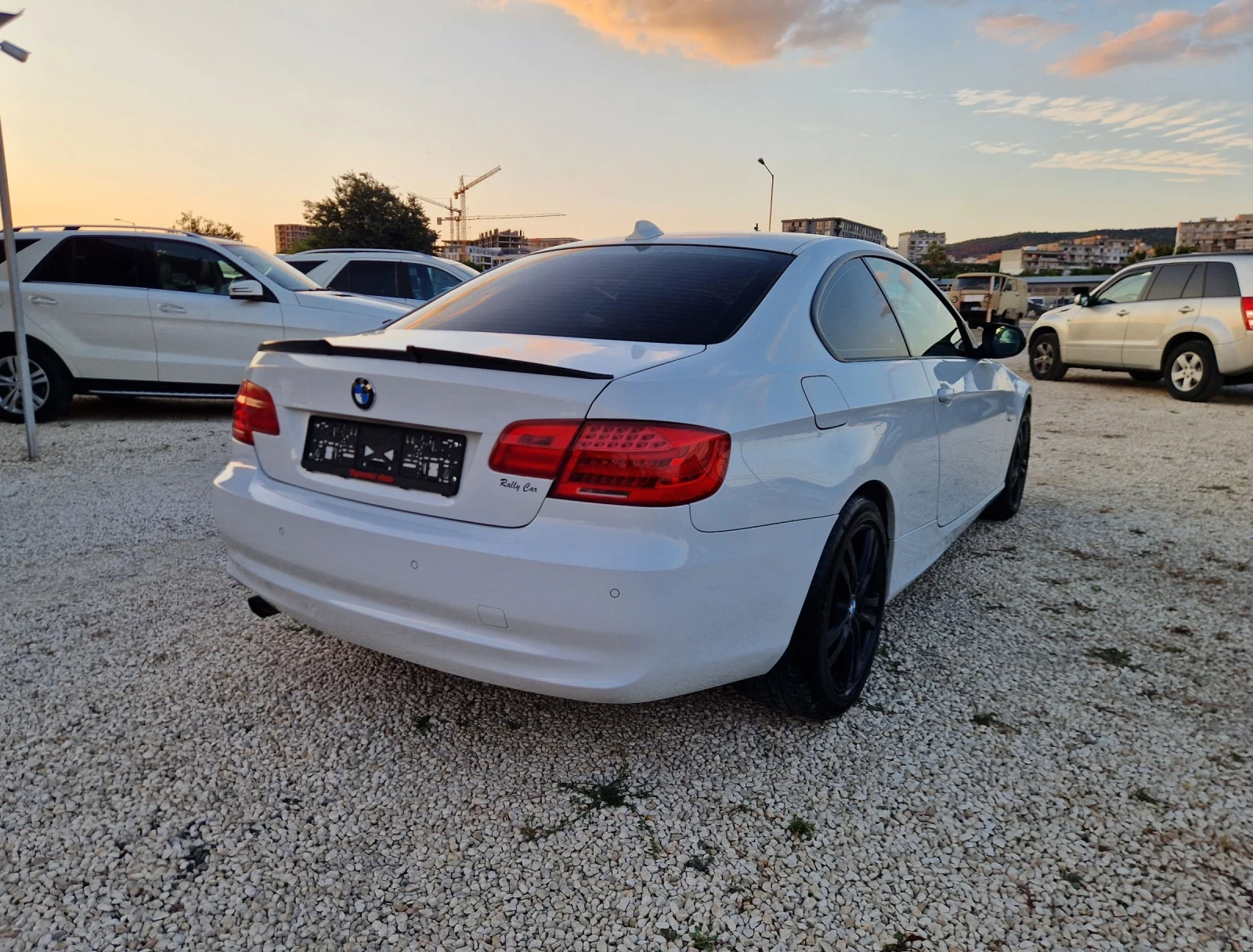 BMW 320 X-drave / Full Led / Facelift / Бартер / Лизинг  - изображение 6