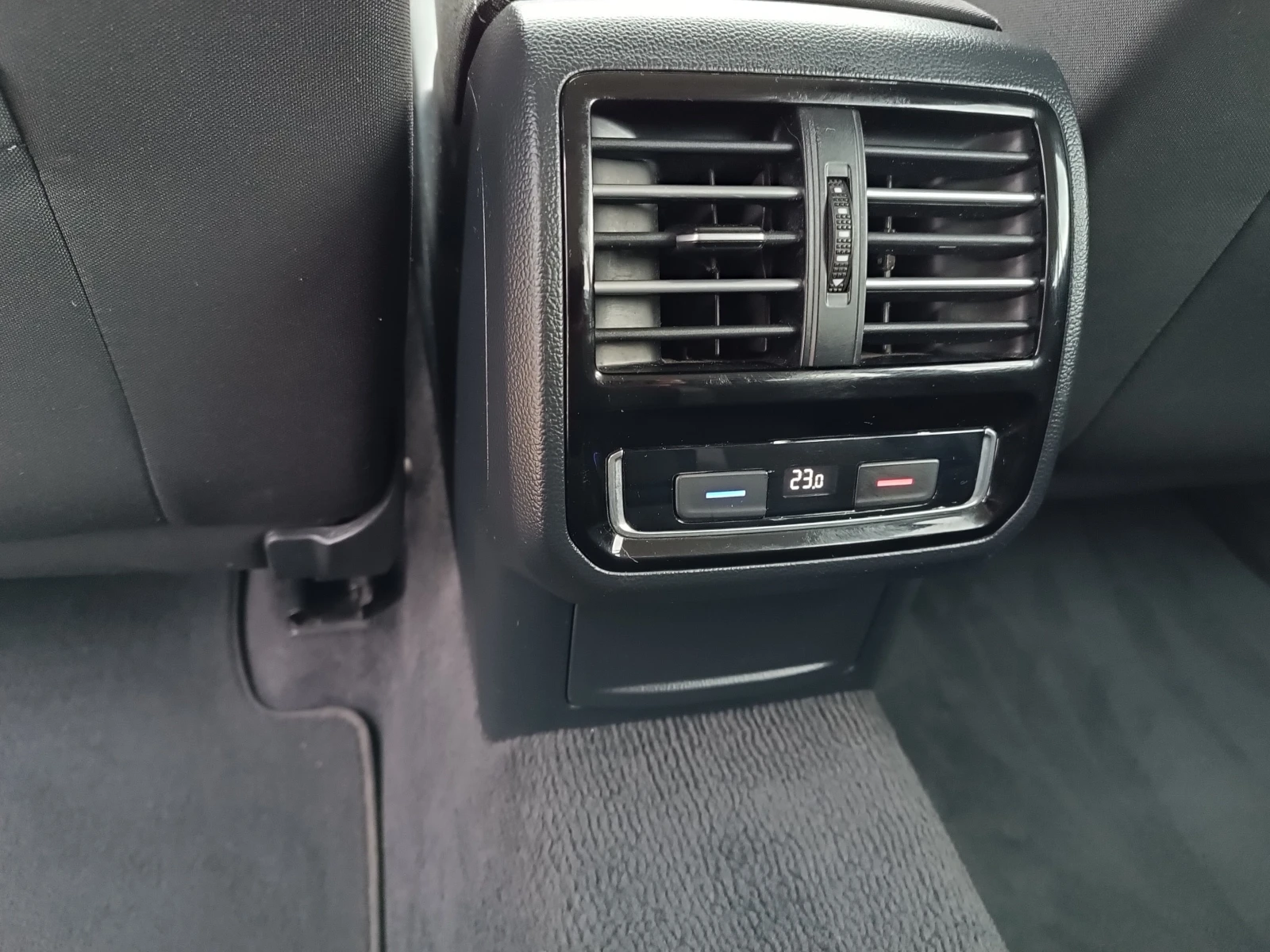 VW Passat 2.0TDI 150ks Navi | Mobile.bg   12