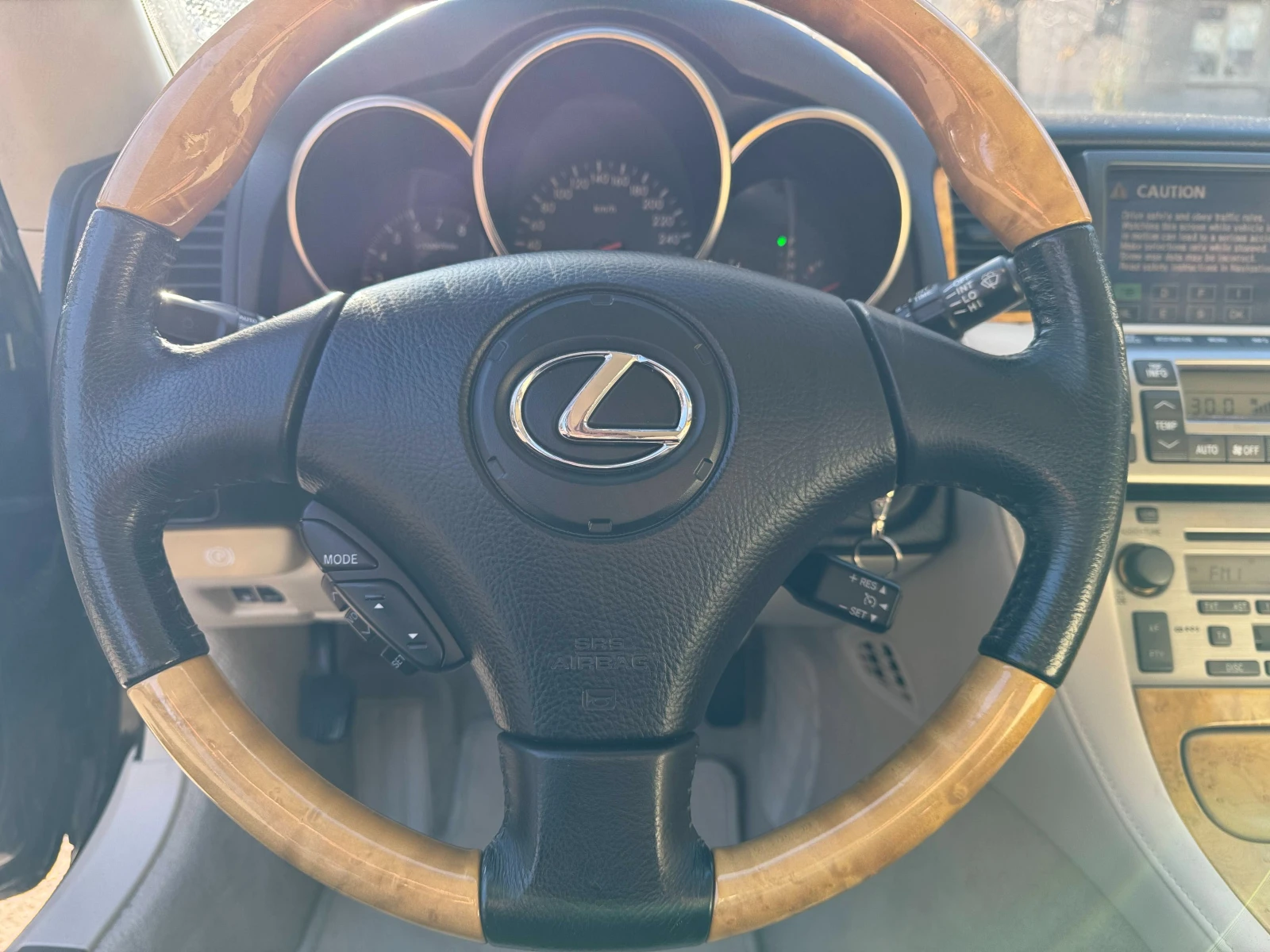 Mercedes-Benz SL Lexus SC 430 | Mobile.bg � ����������� 9