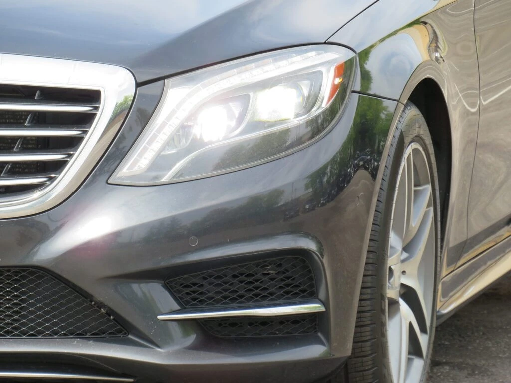 Mercedes-Benz S 550 * AMG Sport 4MATIC Very Well Maintained * CARFAX * - изображение 2