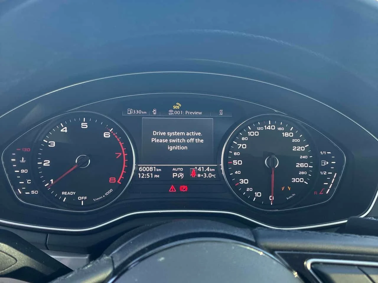 Audi A4 Komfort/ДИСТРОНИК/ПАНОРАМА/ПОДГРЕВИ - изображение 9