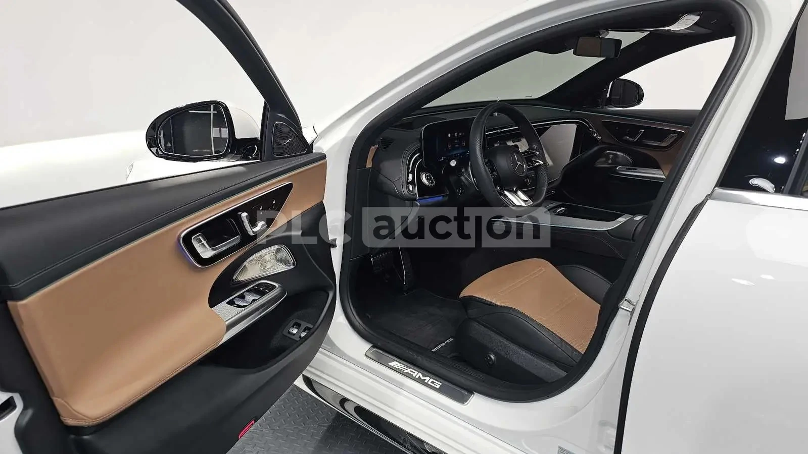 Mercedes-Benz E 53 AMG 1985 KM - изображение 4