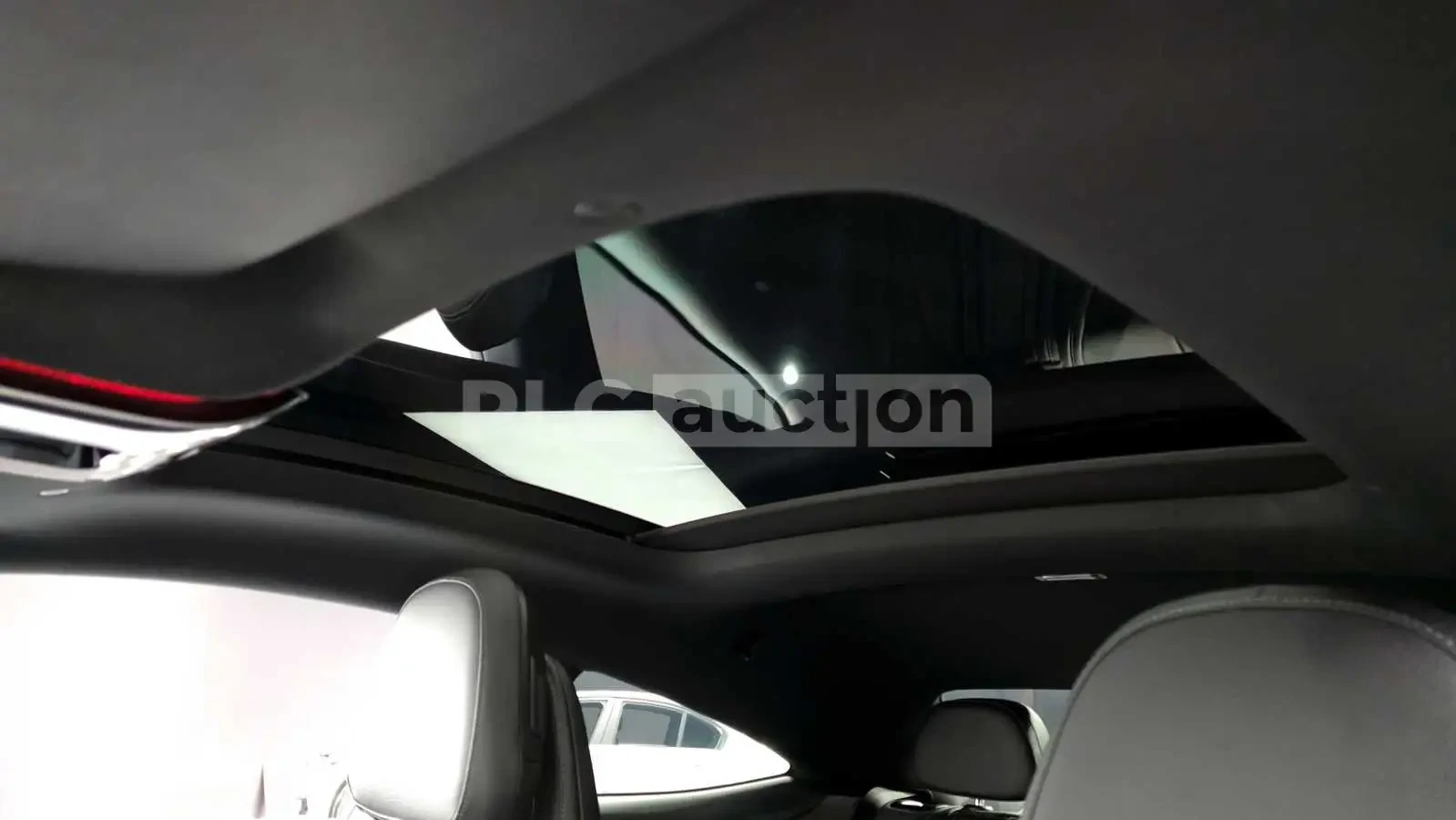 Mercedes-Benz CLE 200 2024* 9G* AMBIENT* KEYLESS* 360* КРАЙНА ЦЕНА, снимка 13 - Автомобили и джипове - 53928509