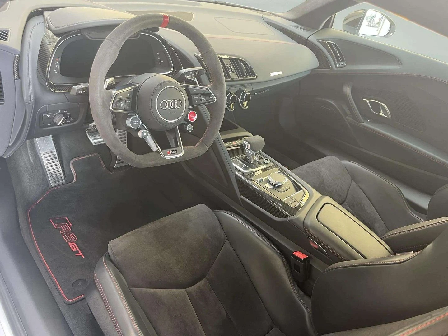 Audi R8 | Mobile.bg � ����������� 8