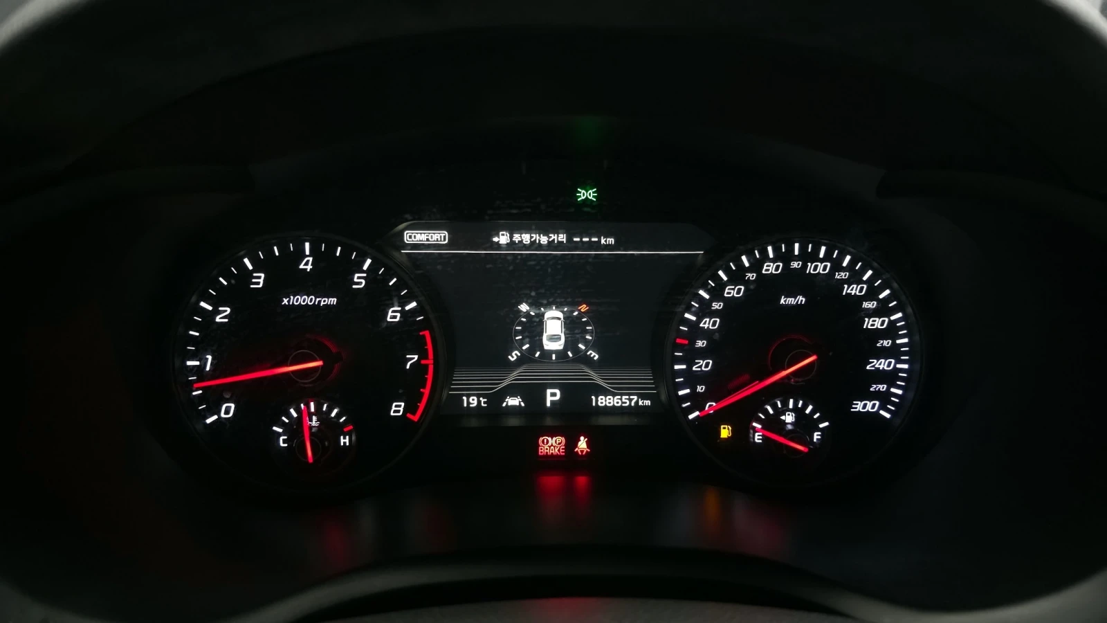 Kia Stinger 3.3 Turbo AWD GT | HUD | 360 Camera, снимка 8 - Автомобили и джипове - 54697154