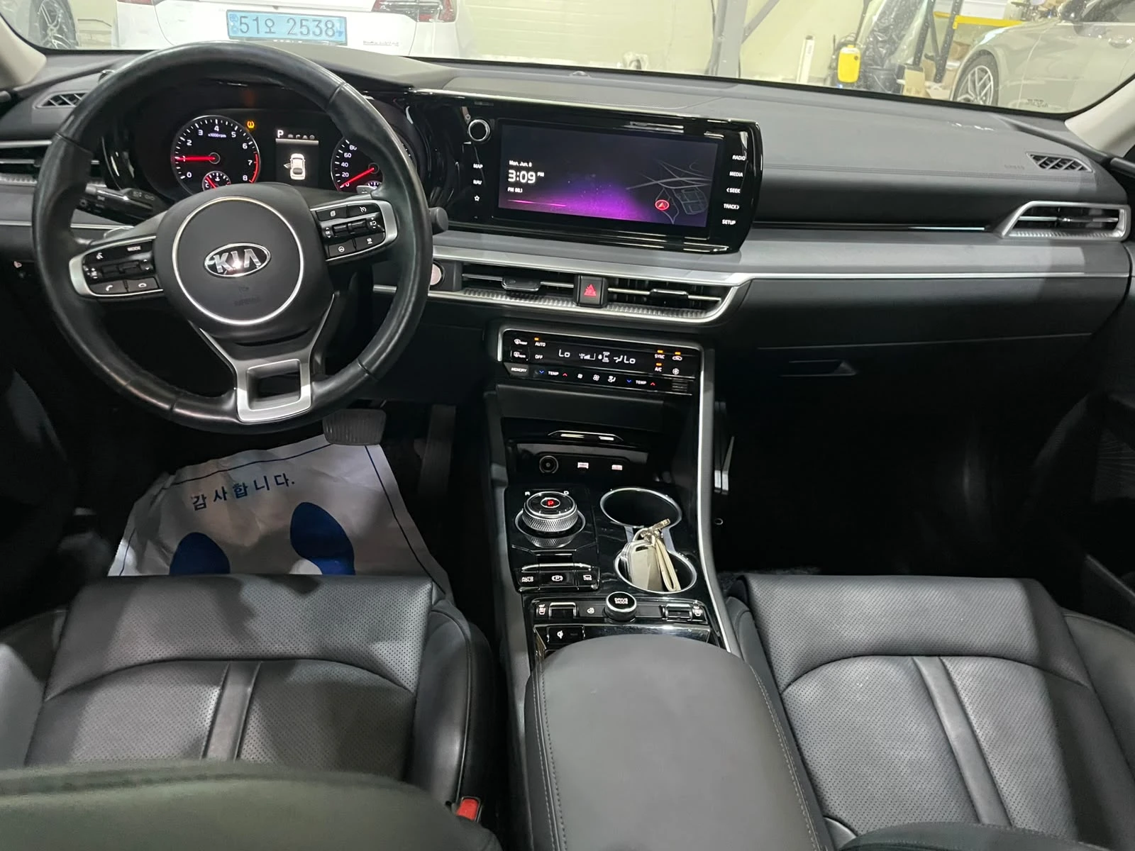Kia K5 2.0 ! LPG ! Trendy !, снимка 9 - Автомобили и джипове - 54947380