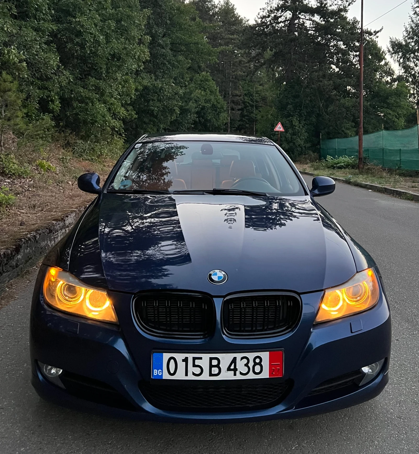 BMW 320 XDrive , снимка 2 - Автомобили и джипове - 55675687